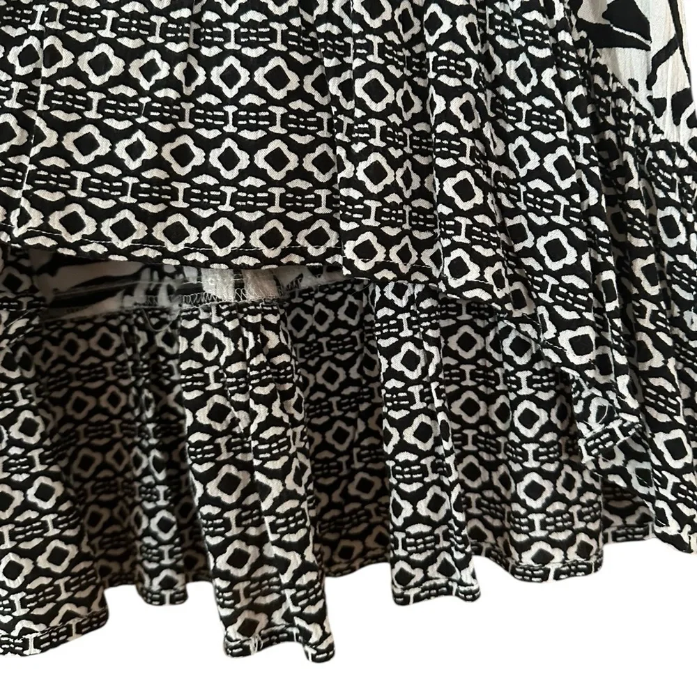 Patrons Of Peace Black & White Sleeveless Blouse / Tank Top Women’s Medium - Picture 7 of 9